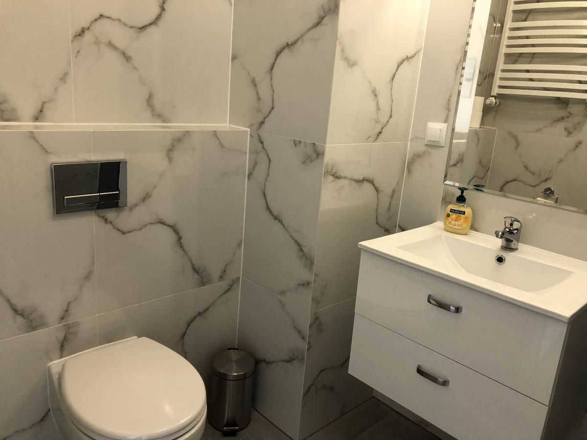 Apartament Superior Pastelowy Przy Plazy Kołobrzeg Exteriör bild