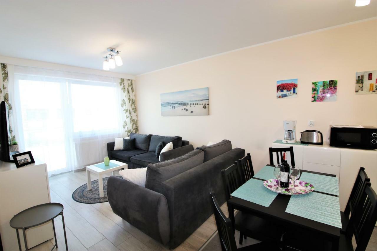 Apartament Superior Pastelowy Przy Plazy Kołobrzeg Exteriör bild