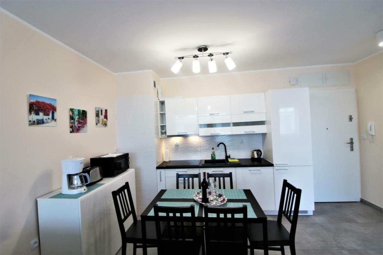 Apartament Superior Pastelowy Przy Plazy Kołobrzeg Exteriör bild