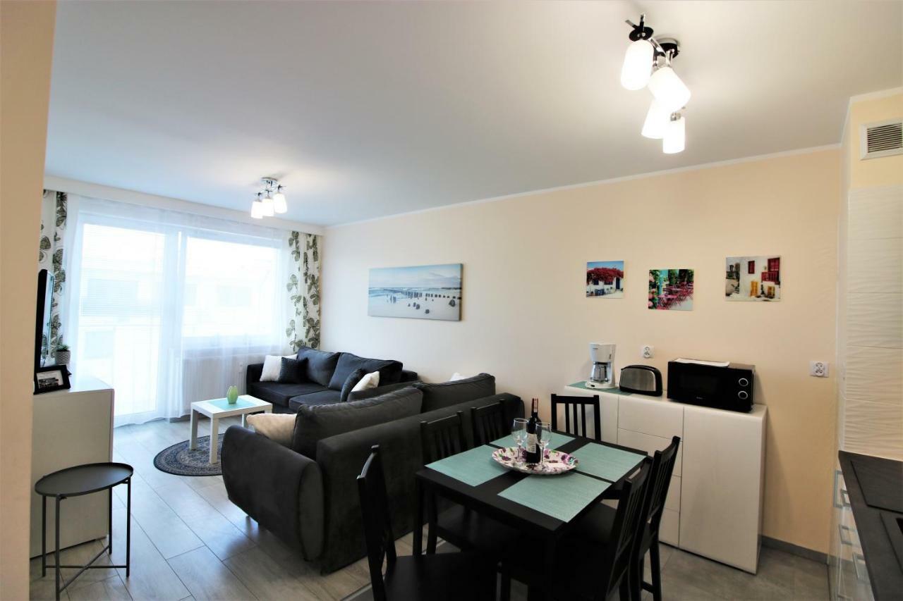 Apartament Superior Pastelowy Przy Plazy Kołobrzeg Exteriör bild