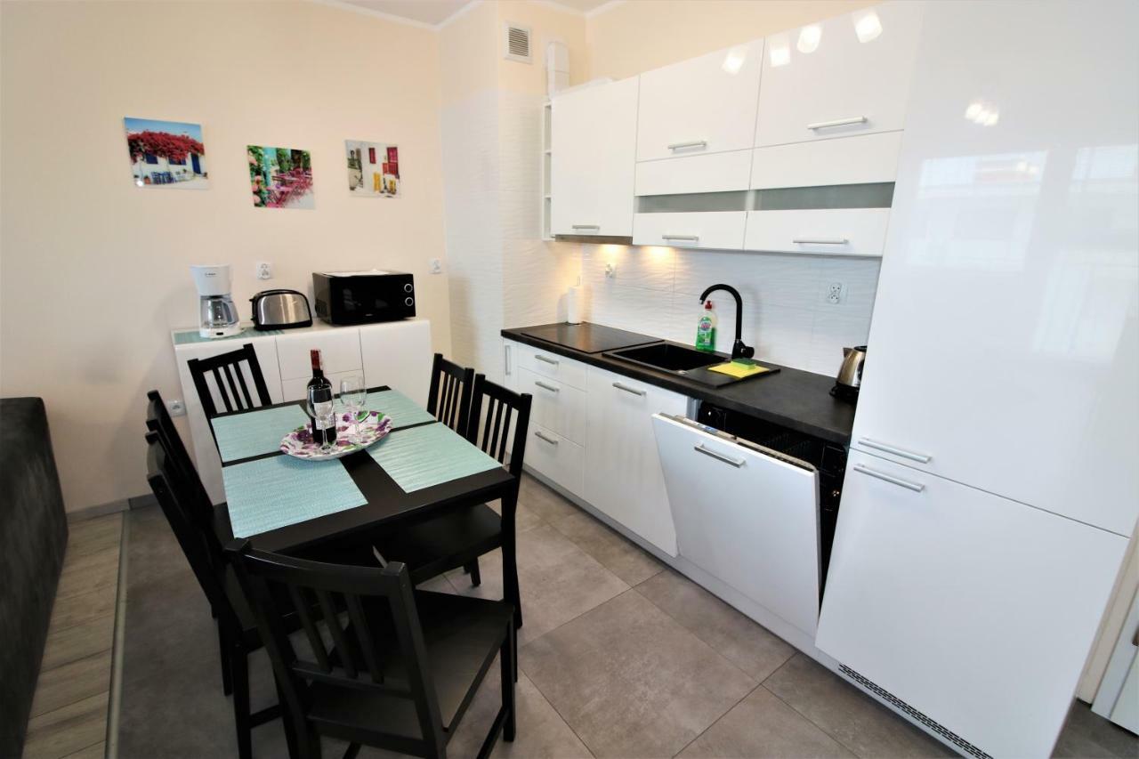 Apartament Superior Pastelowy Przy Plazy Kołobrzeg Exteriör bild